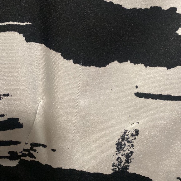 BCBG Maxazria satin black and white dress, 017 - Picture 4 of 4